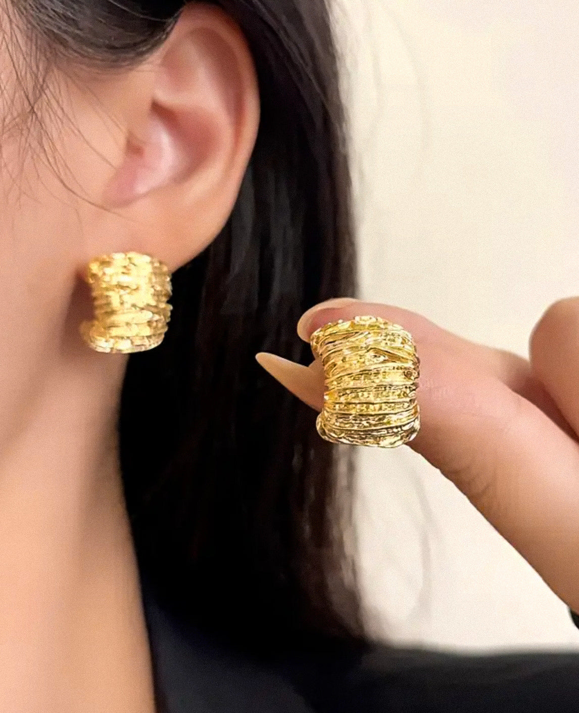 Sculpted Treasure | Earring